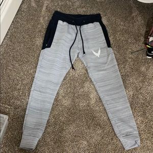 Men American Eagle size small joggers